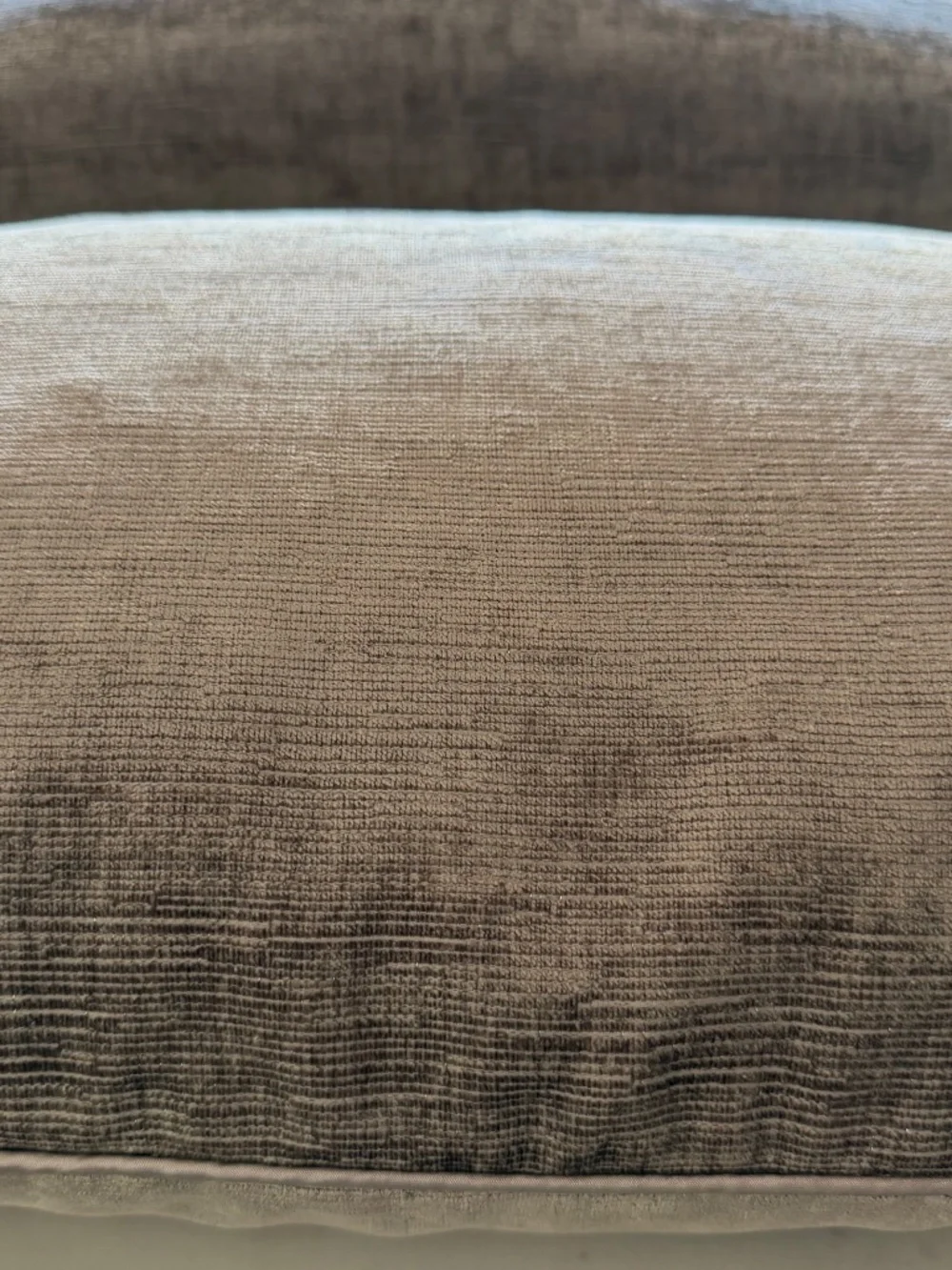 Like New! Gorgeous Velvet Pillows